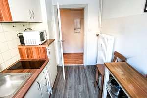 Bezugsfreie, 3-Zimmer-Hochpaterrewohnung mit Balkon im Bayerischen Viertel – Barbarossastraße 26, 10779 Schöneberg, Berlin – Vorschaubild 7
