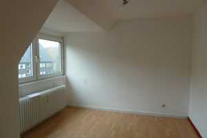 2,5 Zimmer  Dachgeschosswohnung in Gelsenkirchen Buer zu vemieten. – Mühlenstr. 120, 45896 Gelsenkirchen – Vorschaubild 3