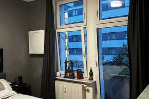 Altbau, Stuck, Eichenparkett, 3 Balkone – Düsseldorf – Vorschaubild 8