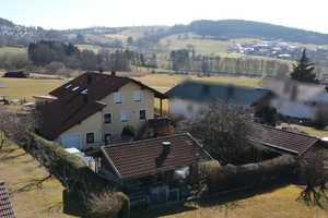 Sonnenverwöhnter Wohntraum in idyllischer Lage ! Hochwertig, top Zustand und toller Garten. – Cham (Kreis) – Vorschaubild 2