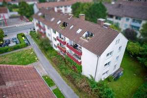 Ideal für Kapitalanleger! Modernisierte 3-Zimmer Wohnung mit Balkon in der östlichen Innenstadt!