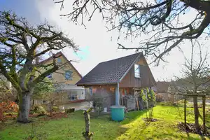 Großzügiges Familienhaus mit Gartenidylle und vielseitigen Nutzungsmöglichkeiten – Heilbronn – Vorschaubild 23