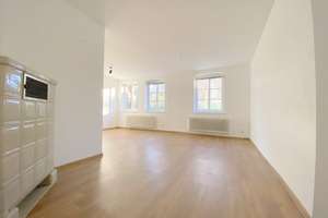 Großzügiges 4-Zimmer Reihenhaus im Grünen