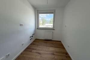 Attraktive & frisch renovierte 3-Zi.-Whg. mit Balkon in Erlangen Innenstadt (provisionsfrei) – 91052 Röthelheim, Erlangen – Vorschaubild 9