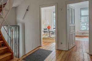 Stilechtes Altbau-Stadthaus mit vielen Nutzungsmöglichkeiten in zentraler Lage! – Die vollständige Adresse der Immobilie erhältst du vom Anbieter., 20251 Eppendorf, Hamburg – Vorschaubild 4