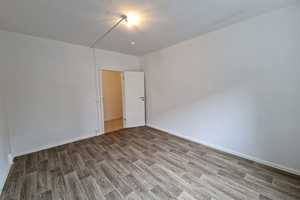 Platzprobleme? Nicht mit uns – 5 Zimmer, Hochparterre, fertig! – Ringstraße 189, 4209 Leipzig – Vorschaubild 4