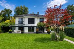 Hochwertige Villa mit möbliertem Gästehaus, optional voll möbliert, Berlin-Mahlsdorf,  von privat
