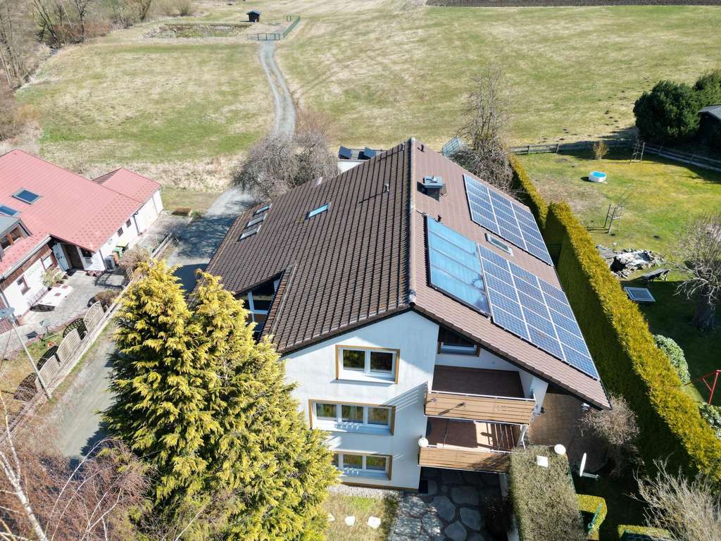 Immobilie in Bad Steben - traumhaft, wertig und sofort nutzbar - Bild 0