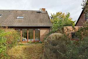Doppelhaushälfte mit Garage in Garbsen/Osterwald – Die vollständige Adresse der Immobilie erhältst du vom Anbieter., 30826 Garbsen – Vorschaubild 1