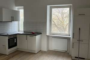 Schöne modernisierte 2-Zimmer-Wohnung mit Küche – Einsteinstraße 147, 81675 Steinhausen, München – Vorschaubild 1