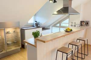 Provisionsfrei: Lichtdurchfluteter DG-Traum mit Süd-Ost-Balkon, EBK & TG-Einzelplatz in Trudering – Die vollständige Adresse der Immobilie erhältst du vom Anbieter., 81827 Waldtrudering, München – Vorschaubild 5