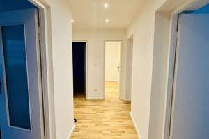4 Zimmerwohnung in der Carlstadt zu vermieten mit Garage und Balkon – Die vollständige Adresse der Immobilie erhältst du vom Anbieter., 40213 Carlstadt, Düsseldorf – Vorschaubild 6