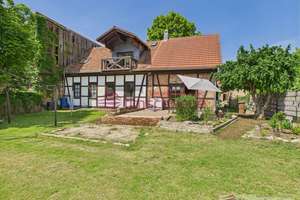 ***Wohnen, wo andere entspannen – Ihr neues Zuhause in Plaue*** – Die vollständige Adresse der Immobilie erhältst du vom Anbieter., 99338 Plaue – Vorschaubild 1
