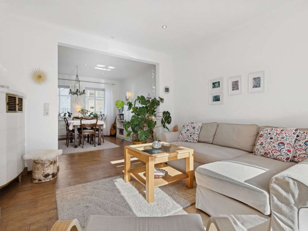 Immobilie in Stapel - Charmantes Wohnhaus in Stapel mit modernem Komfort - bezugsfertig und laufend modernisiert - Bild 4