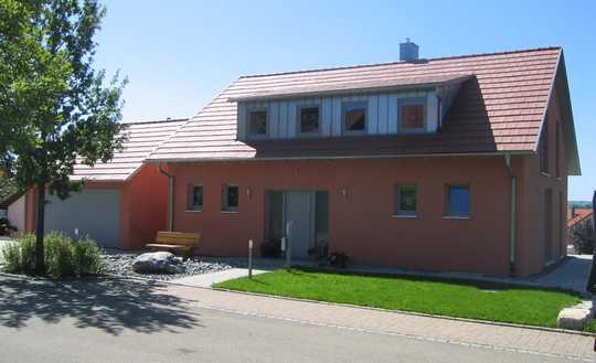Traumhaus mit ELW in Sonnenbühl von Privat zu verkaufen