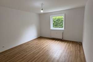 Modernes Wohnen in Bonn-Rüngsdorf: Helle 3-Zimmer-Erdgeschosswohnung mit Gartenterrasse – Im Meisengarten 6, 53179 Rüngsdorf, Bonn – Vorschaubild 11