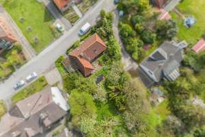 Großzügiges Grundstück in attraktiver Lage von Kiel-Holtenau mit sanierungsbedürftigen Altbestand – Die vollständige Adresse der Immobilie erhältst du vom Anbieter., 24159 Holtenau, Kiel – Vorschaubild 8