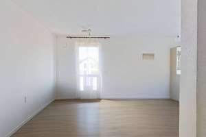 ** Moderne 2-Zimmer-Wohnung mit BALKON in Bonn ** – Pommernstr. 3b, 53119 Tannenbusch, Bonn – Vorschaubild 2