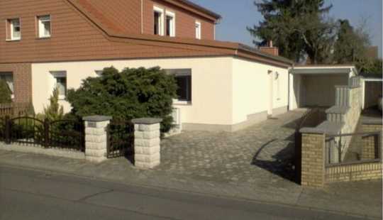 Bild von Provisionsfreie Doppelhaushälfte mit großem Grundstück in ruhiger Lage von Hannover-Bemerode