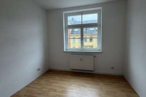 Helle 2-Raum-Wohnung mit Balkon und Einbauküche – Bernsdorfer Straße 81, 9126 Bernsdorf, Chemnitz – Vorschaubild 9