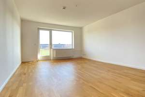 3 Zimmerwohnung mit Einbauküche und Balkon zu vermieten