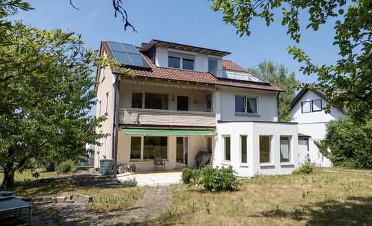 Mehr als nur ein Zuhause: Dreifamilienhaus am Georgenberg mit zusätzlichem Baugrundstück