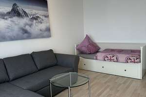 Möblierte 2,5-Zimmer Wohnung im 6. OG mit Balkon in München-Hadern – Gräfelfinger Straße 4, 81375 Neuhadern, München – Vorschaubild 5