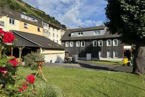 Schönes, großzügiges Zweifamilienhaus mit Ferienwohnung auf einem 999 m² großen Grundstück – Die vollständige Adresse der Immobilie erhältst du vom Anbieter., 56349 Kaub – Vorschaubild 2