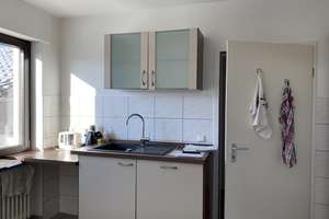 In exzellenter Wohnlage! Großzügige 3 -Zi.-Wohnung, herrliche Dachterrasse, EBK – Pallottistr. 6, 75242 Neuhausen – Vorschaubild 5