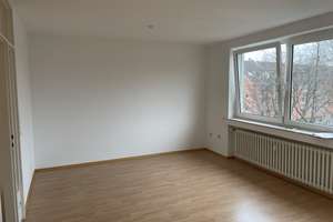 Helle 2-Zimmer-Wohnung mit Domblick in zentraler ruhiger Lage in Kölner Innenstadt – Die vollständige Adresse der Immobilie erhältst du vom Anbieter., 50670 Altstadt/Nord, Köln – Vorschaubild 2