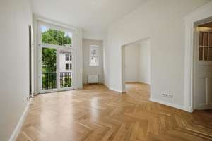 Historischer Charme trifft modernen Komfort in Bestlage mit 2 Balkonen *Provisionsfrei* – Schubertstr. 39, 1309 Johannstadt-Nord, Dresden – Vorschaubild 4