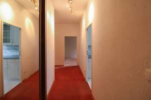 Attraktive 2-Zimmer-Wohnung in Wilmersdorf mit Aufzug, Balkon und Tageslichtbad  – Die vollständige Adresse der Immobilie erhältst du vom Anbieter., 10715 Wilmersdorf, Berlin – Vorschaubild 2