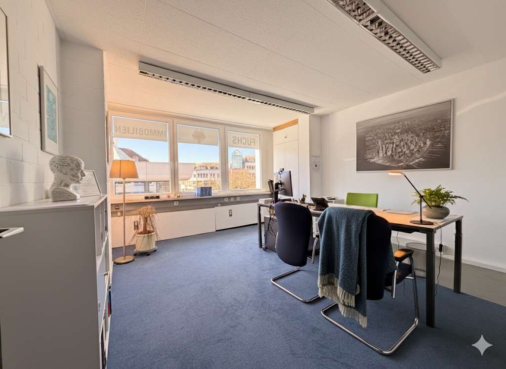 Immobilie in Sindelfingen - Raum für neue Ideen – Gewerbeeinheit mit Wohnpotenzial in zentraler Lage - Bild 1