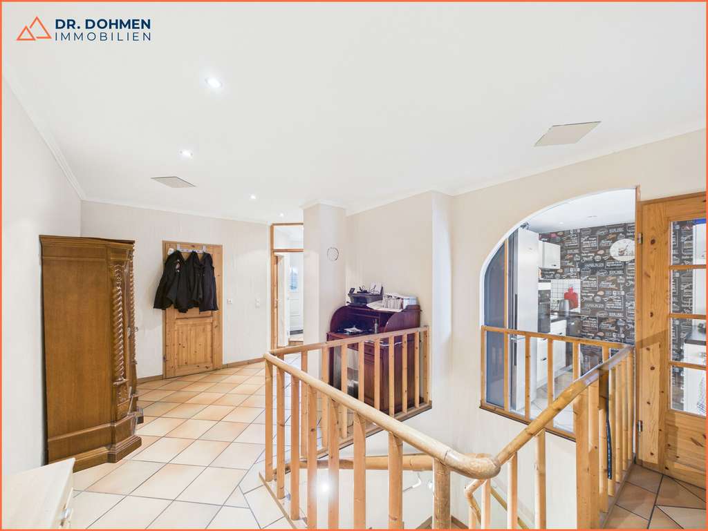 Immobilie in Heinsberg - Attraktives Immobilienensemble in Aphoven: Zwei Zweifamilienhäuser mit viel Potenzial - Bild 4