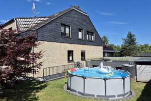 Koffer packen und einziehen - attraktive DHH mit tollem Garten ruhig und zentral gelegen – Solingen – Vorschaubild 3
