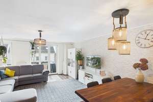 Maisonettewohnung in Schlebusch 
3 Zimmer | 2 Ebenen | 2 Balkone