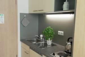 Exklusives 1-Zimmer Studio-Penthouseapartment an Studenten/Praktikanten/Azubis zu vermieten – Ettinger Straße 26A, 85057 Nordwest, Ingolstadt – Vorschaubild 3