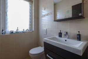 Property thumbnail 10