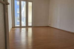3-Zimmer-Altbau mit sonnigem Balkon – Besichtigungen auch am Wochenende ☎️0172-3261193 – Die vollständige Adresse der Immobilie erhältst du vom Anbieter., 10245 Friedrichshain, Berlin – Vorschaubild 7