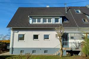 Sie suchen ein neues Zuhause für Ihre Familie? DHH mit großem Garten und Garage – Die vollständige Adresse der Immobilie erhältst du vom Anbieter., 71717 Beilstein – Vorschaubild 1