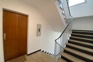 Modern geschnittene 2-Zimmer-Wohnung mit optionalem Stellplatz oder Garage – direkt am Bahnhof Rothe – Kronprinzenstraße 13, 52066 Aachen – Vorschaubild 2
