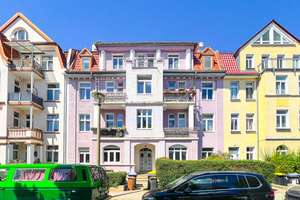 Große Etagenwohnung mit 2 Balkonen in Erfurt Daberstedt