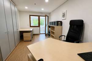 Wohn- und/oder Gewerbeeinheit mit Wintergarten und großer Dachterrasse sowie TG-Stellplätzen – Die vollständige Adresse der Immobilie erhältst du vom Anbieter., 86154 Oberhausen-Nord, Augsburg – Vorschaubild 4