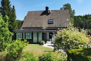 Ruhig gelegenes Einfamilienhaus mit schönem Garten in Neuhaus im Solling – Holzminden (Kreis) – Vorschaubild 3