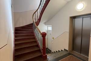 Großzügige 2-Zimmer-Wohnung mit Süd-Balkon in der Augsburger Innenstadt – Henisiusstraße 8, 86152 Jakobervorstadt-Nord, Augsburg – Vorschaubild 12