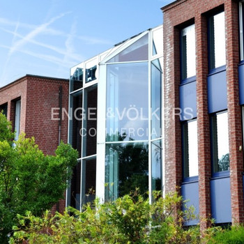 MODERNE BÜRO- UND WERKSTATTFLÄCHEN IN LANGENHAGEN