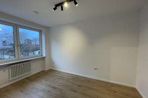 Zweitbezug nach Renovierung / 2-Zimmer Wohnung mit Einbauküche in zentraler Lage in Fürth – 90763 Südstadt Industriegebiet, Fürth – Vorschaubild 6