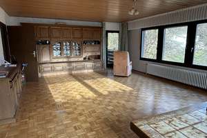 VR IMMO: Netphen-Herzhausen, preiswertes Einfamilienhaus mit Schuppen und Garage in ruhiger Lage. – Die vollständige Adresse der Immobilie erhältst du vom Anbieter., 57250 Netphen – Vorschaubild 12