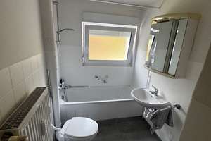 Gepflegte 3 Zimmer Wohnung im 2.OG mit EBK, Balkon in 78148 Gütenbach, WM: PAUSCHAL 710€ – Breiteneckweg 9, 78148 Gütenbach – Vorschaubild 30