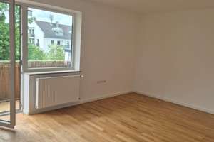 ETW Schwabing-West, Nahe BMW